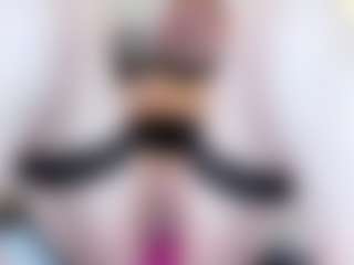 Live cam show with Lilith-NoirF - Upskirt on TeamSkeetLive