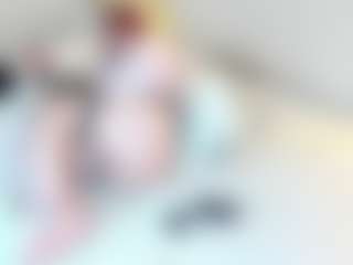 Live cam show with Lilith-NoirF - Upskirt on friskycurves.com