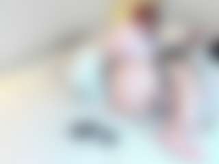 Live cam show with Lilith-NoirF - Red Hair on live18s.com