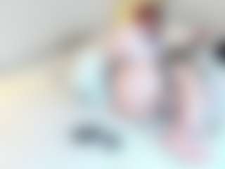 Live cam show with Lilith-NoirF - Red Hair on Livezox