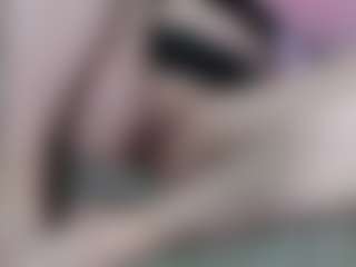 Live cam show with Lilith-NoirF - Red Hair on PervPlay.com
