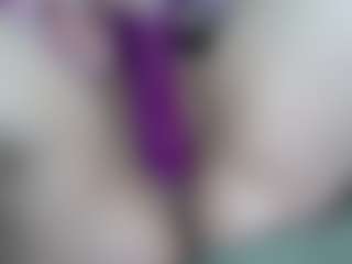 Live cam show with Lilith-NoirF - Upskirt on Hubzter Live