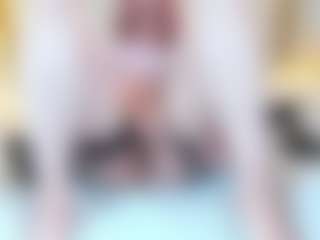 Live cam show with Lilith-NoirF - Green Eyes on Camsoda