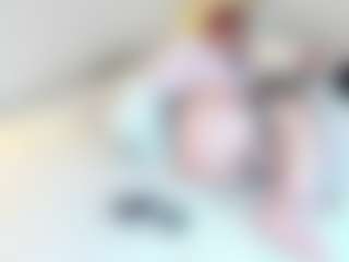 Live cam show with Lilith-NoirF - Upskirt on crypto-cams