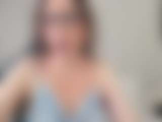 SaraDesireXO's Live Sex Cam Show
