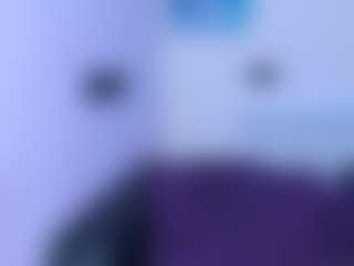Live cam show with kiratenebris - Tease on Camversity
