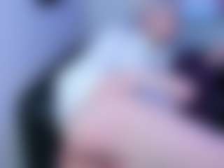 Live cam show with kiratenebris - Spank on SquirtSoMuch