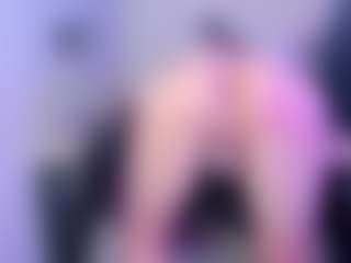 Live cam show with kiratenebris - Smoking on Camming Site