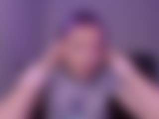 Live cam show with kiratenebris - Spank on AdultVida.com