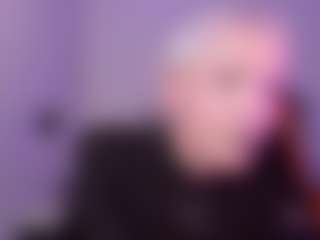 Live cam show with kiratenebris - HD on Soda Cam