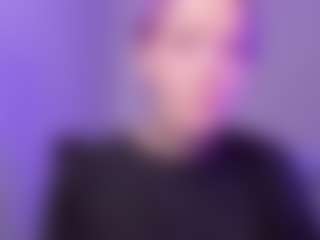 Live cam show with kiratenebris - No Drinking on AdultVida.com