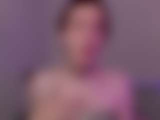 Live cam show with kiratenebris - Spank on Instabang