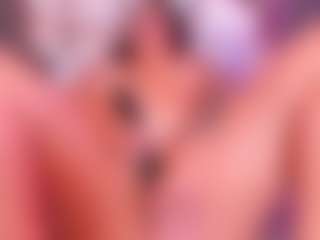 Live cam show with MelissaBloomm - Sexwebcam on crypto-cams