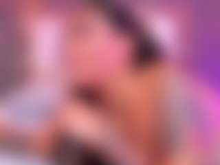 Live cam show with MelissaBloomm - Oil on mypornchat.com