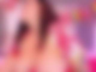 Live cam show with MelissaBloomm - Curvy on Dolls Live | colombia
