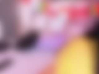 Live cam show with MelissaBloomm - Full Nudity on Soda Cam