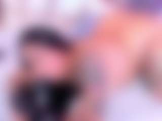 MelissaBloomm's Live Sex Cam Show