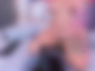 MelissaBloomm's Live Sex Cam Show