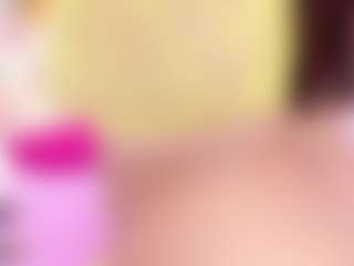 MelissaBloomm's Live Sex Cam Show