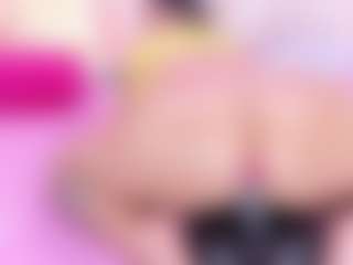 MelissaBloomm's Live Sex Cam Show