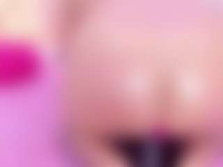 MelissaBloomm's Live Sex Cam Show