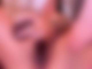 MelissaBloomm's Live Sex Cam Show