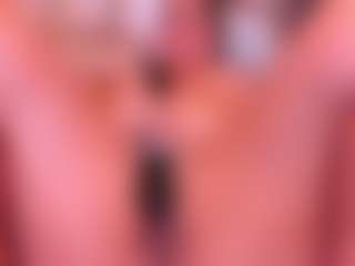 Live cam show with MelissaBloomm - Squirt on Camsoda