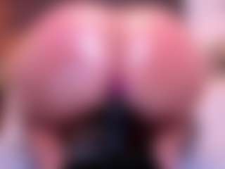 MelissaBloomm's Live Sex Cam Show