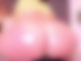 MelissaBloomm's Live Sex Cam Show