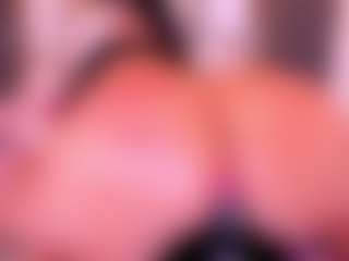 MelissaBloomm's Live Sex Cam Show