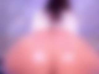Live cam show with MelissaBloomm - Brown Eyes Big Tits on Fit Hotties