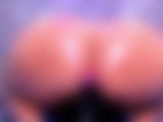MelissaBloomm's Live Sex Cam Show