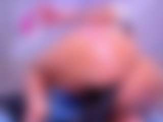 MelissaBloomm's Live Sex Cam Show