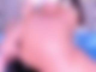 MelissaBloomm's Live Sex Cam Show