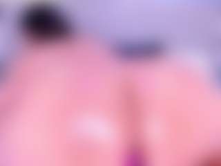MelissaBloomm's Live Sex Cam Show