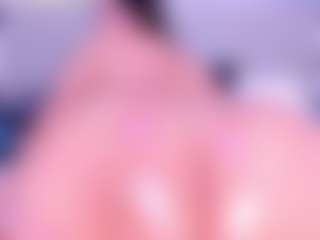 Live cam show with MelissaBloomm - BBW Dildo on Camsoda