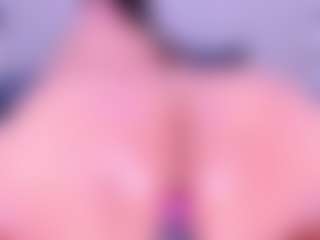 MelissaBloomm's Live Sex Cam Show