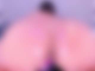 MelissaBloomm's Live Sex Cam Show