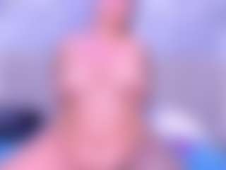 Live cam show with MelissaBloomm - Lovense on SpankPalCams