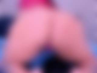 MelissaBloomm's Live Sex Cam Show