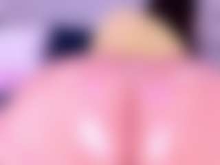 Live cam show with MelissaBloomm - Thick on Camsoda
