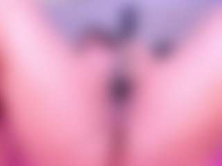Live cam show with MelissaBloomm - Handjob on Camsoda