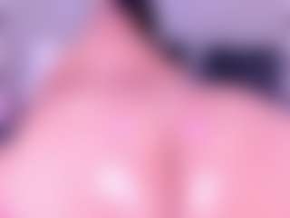 MelissaBloomm's Live Sex Cam Show