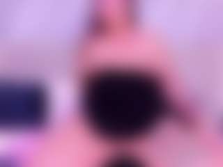 MelissaBloomm's Live Sex Cam Show
