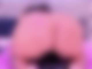 MelissaBloomm's Live Sex Cam Show