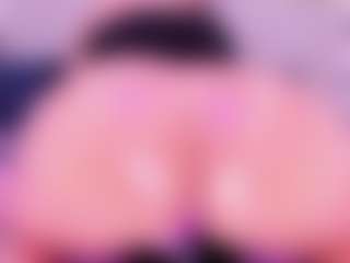 MelissaBloomm's Live Sex Cam Show