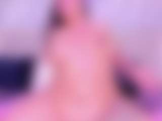 MelissaBloomm's Live Sex Cam Show