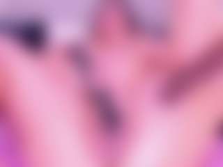 MelissaBloomm's Live Sex Cam Show