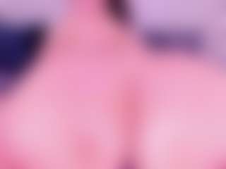 MelissaBloomm's Live Sex Cam Show