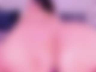 MelissaBloomm's Live Sex Cam Show